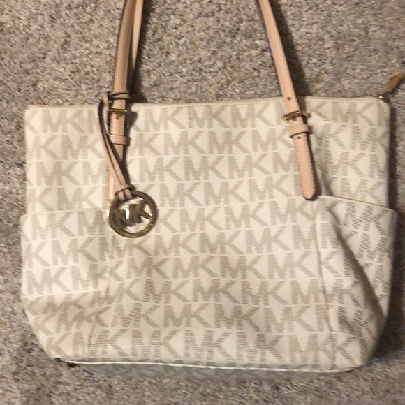 Handbag - Picture 1 of 1